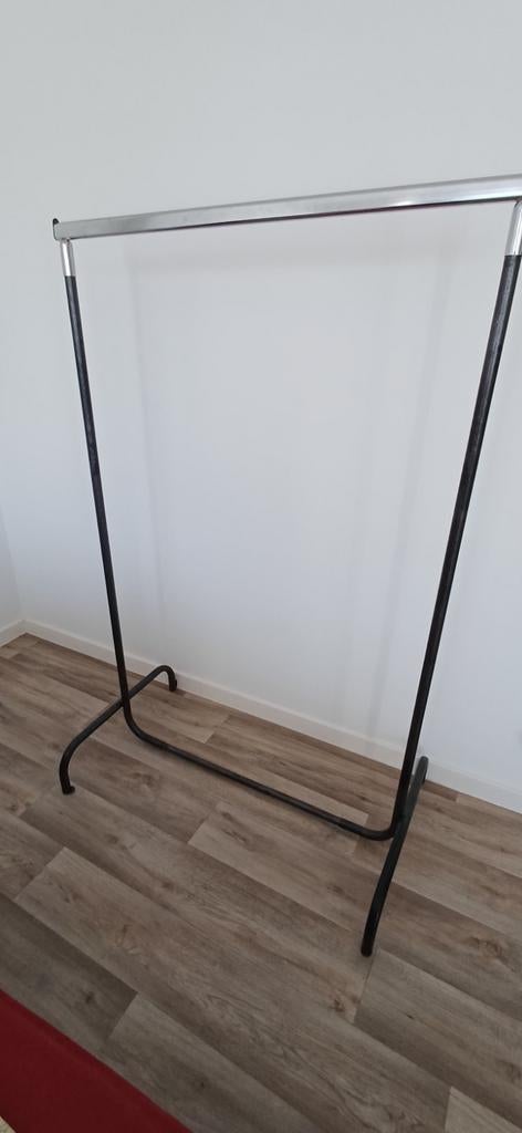 Penderie, Enlèvement