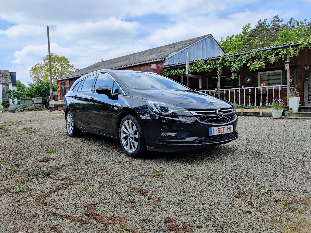 opel astra K 1.6 200HP, Voorwielaandrijving, 140 g/km, 4 cilinders, 1600 cc