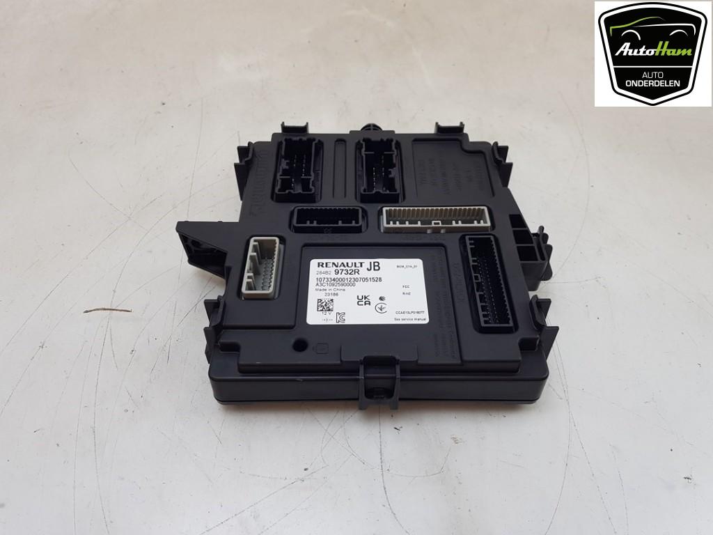 ORDINATEUR UNITE COMMANDE ELECTRONIQUE Dacia Sandero III, Autos : Pièces & Accessoires, Utilisé, Dacia