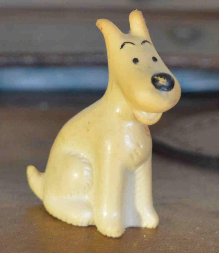 TINTIN Milou copyright  hergé 1994 pour LU avec crayon, Enlèvement ou Envoi, Utilisé, Animal
