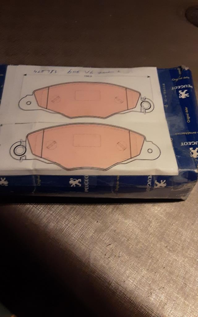 PEUGEOT 605 remblokken plaquettes, Enlèvement ou Envoi, Peugeot