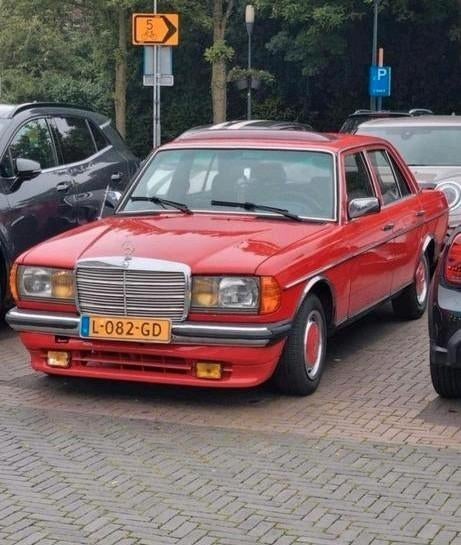 W123 240D 1982 gigantisch goede staat!!, Auto's, Mercedes-Benz, Particulier, Te koop