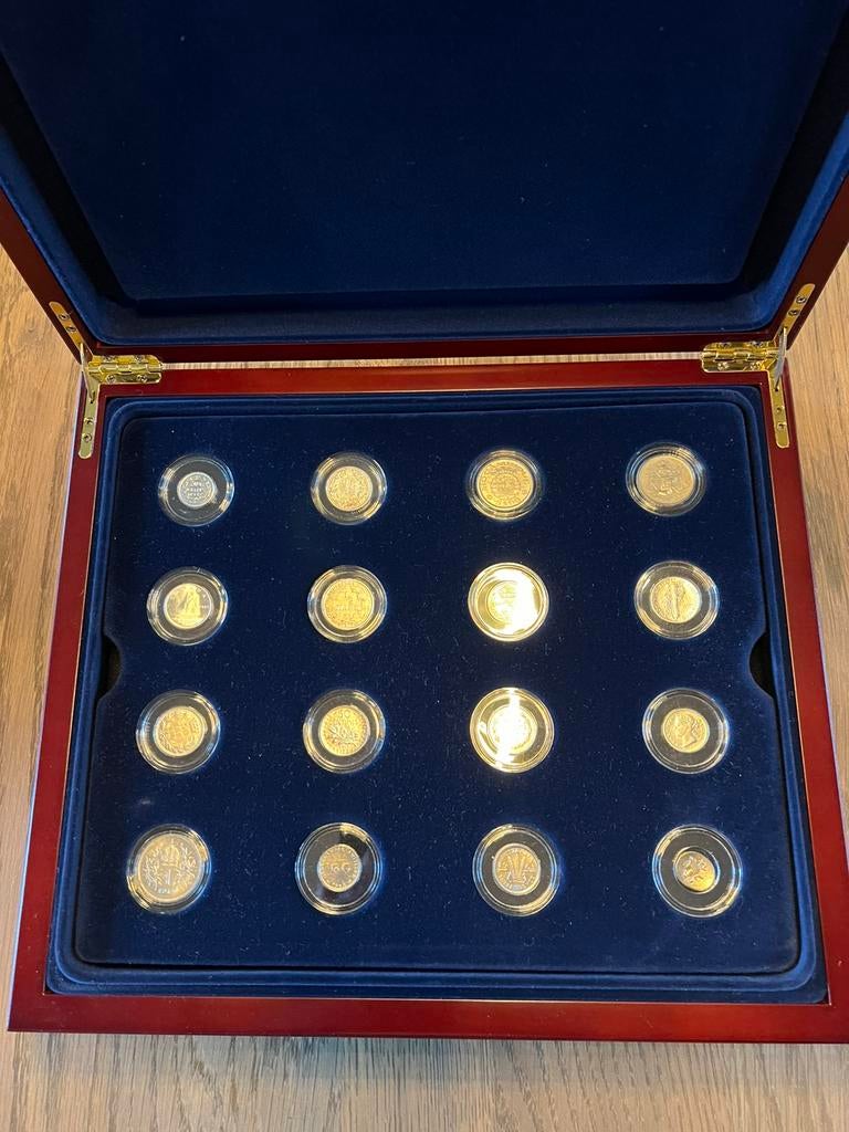 Superbe, coffret en bois, vernis avec 16 pièces en Argent., Enlèvement ou Envoi, Argent