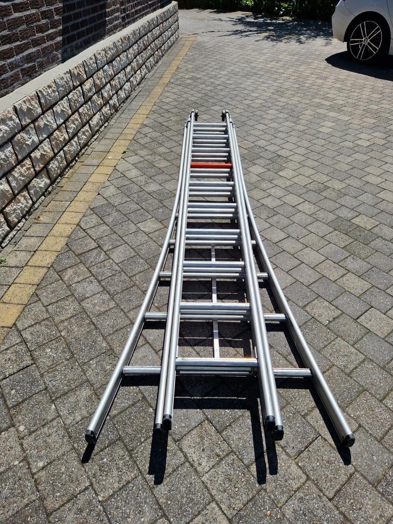 Ladder 3x10 treden goed staat  7.m, Doe-het-zelf en Bouw, Ophalen, Zo goed als nieuw, Ladder