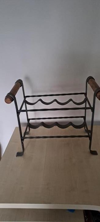 Casier à vin en fonte, Enlèvement, Comme neuf