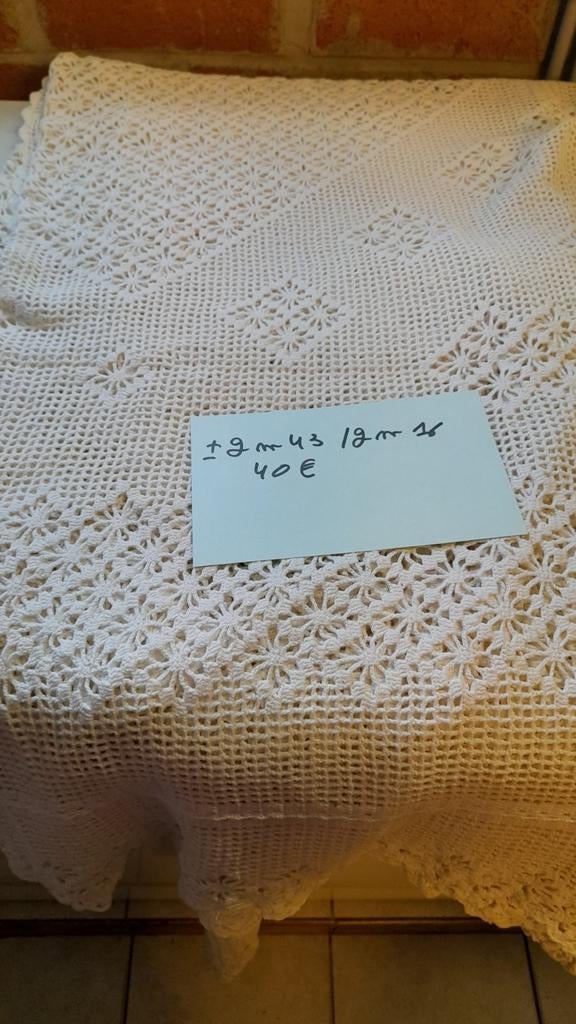 3 anciens couvre-lit, Maison & Meubles, Enlèvement ou Envoi, Comme neuf