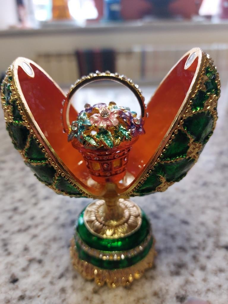 Superbe œuf style Fabergé en métal émaillé, très décoratif, Antiquités & Art, Enlèvement