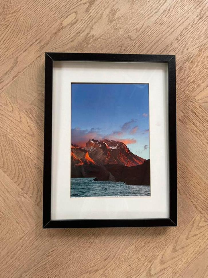 Cadre noir 30 x 40 cm (20x29 cm), Enlèvement ou Envoi, Comme neuf