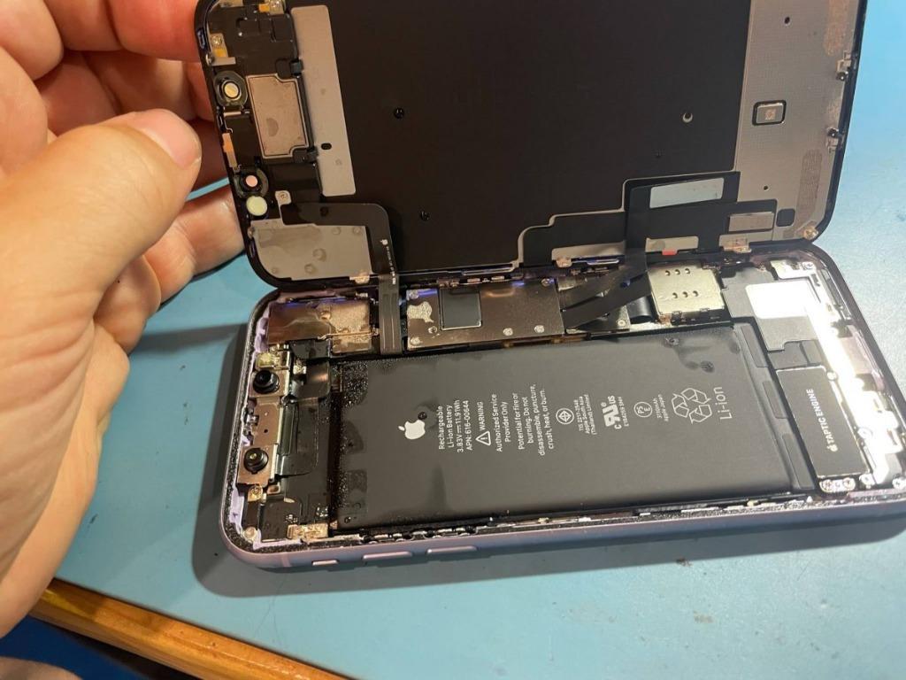 Reparation smartphones toutes marques, Enlèvement, Comme neuf