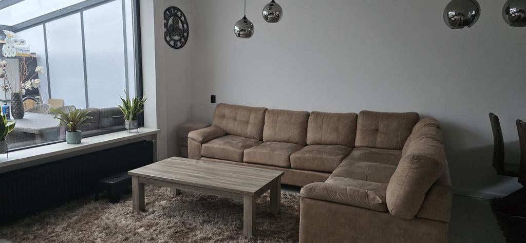 MOOIE NETTE SUÈDE 6 PERSOONS HOEKBANK AFM 295 CM X 235 X 70, Ophalen of Verzenden, Zo goed als nieuw