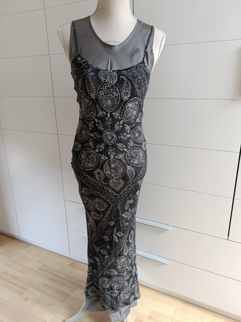 Magnifique robe longue One Step, Enlèvement ou Envoi, Comme neuf, Gris