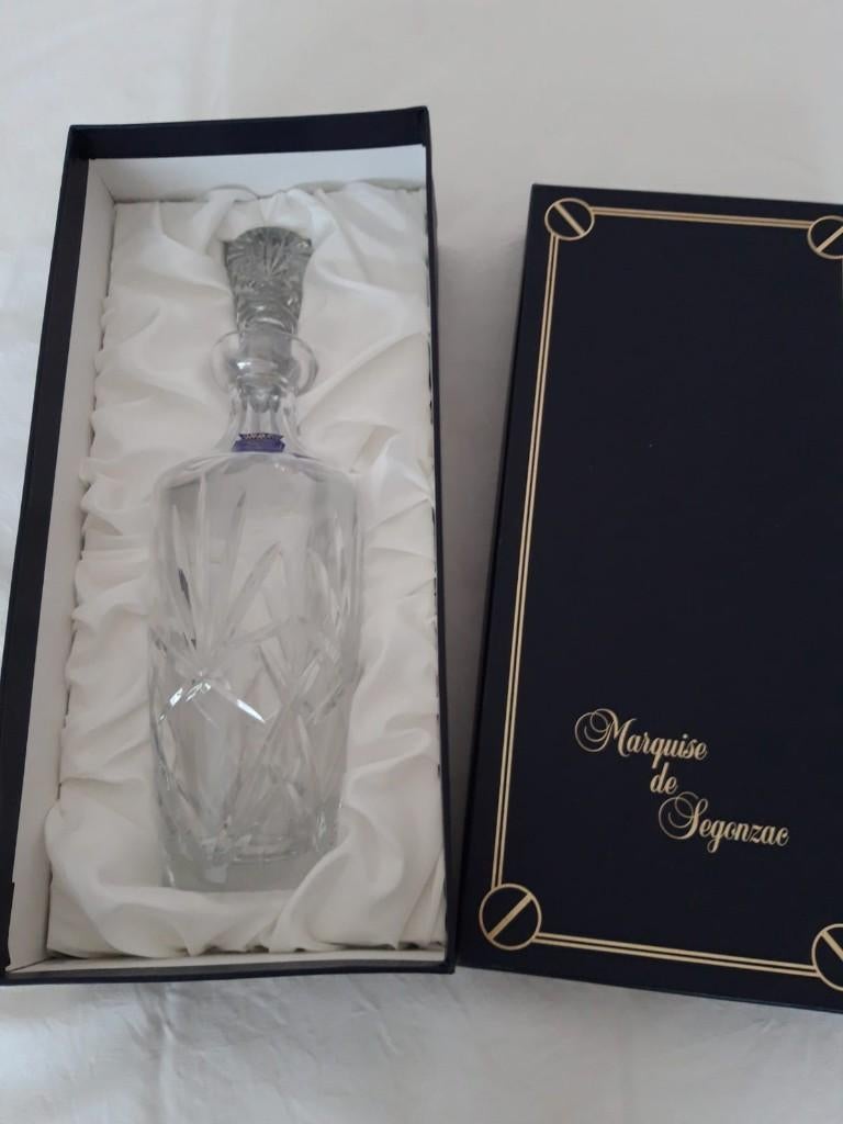 marquise de segonzac, Antiquités & Art, Enlèvement