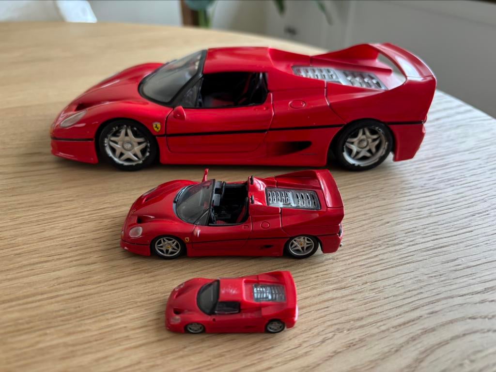 Ferrari F50 - set van 3 matching stuks, Ophalen, Zo goed als nieuw