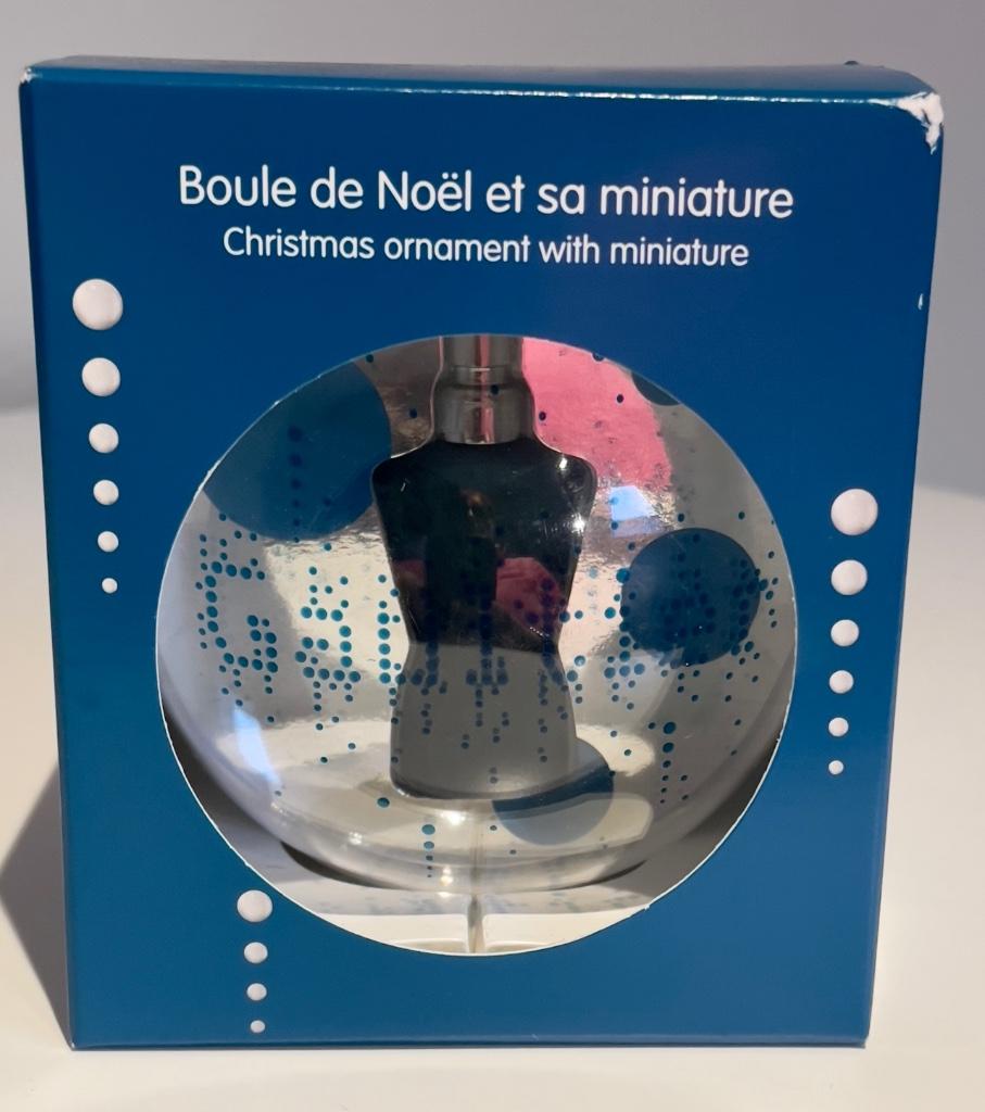Boule de Noël et miniature Jean-Paul Gaultier, Collections, Parfums, Enlèvement ou Envoi, Neuf, Miniature, Plein