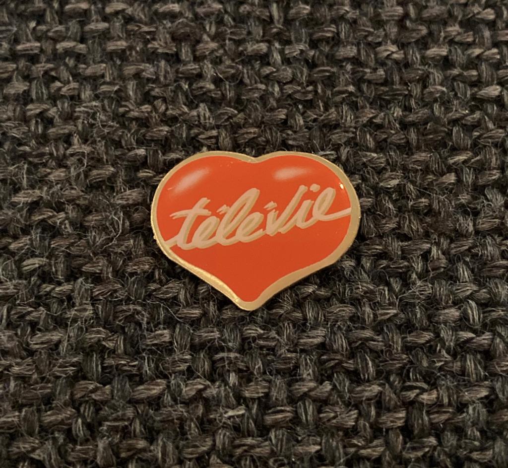 PIN - TÉLÉVIE, Envoi, Utilisé, Autres sujets/thèmes, Insigne ou Pin's