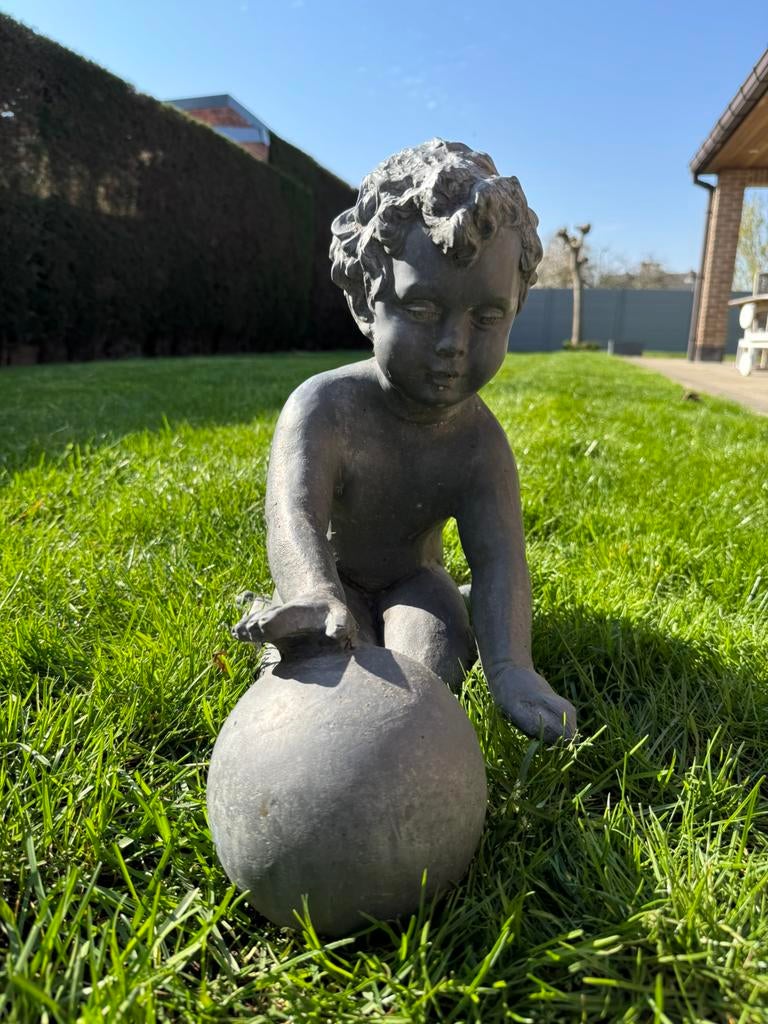 Prachtig uniek beeld uit lood, Tuin en Terras, Ophalen, Zo goed als nieuw