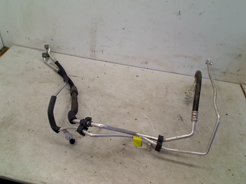 DURITE CLIMATISATION Abarth 500 / 595 / 695 (52062519), Dhr. R. de Gouw, Utilisé, Autres marques automobiles, De Bloemendaal 21 21
5221 EB  'S HERTOGENBOSCH, NL