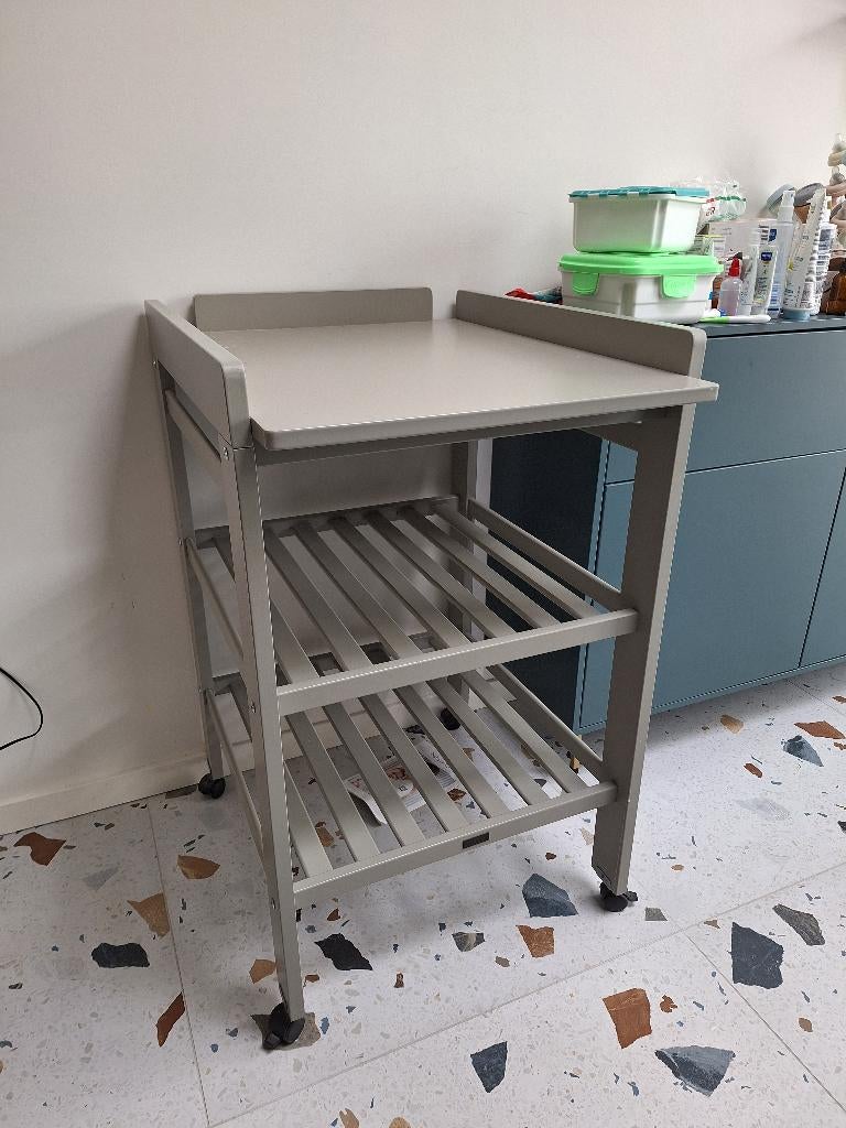 Table de soin Pericles, Enlèvement, Comme neuf, Commode