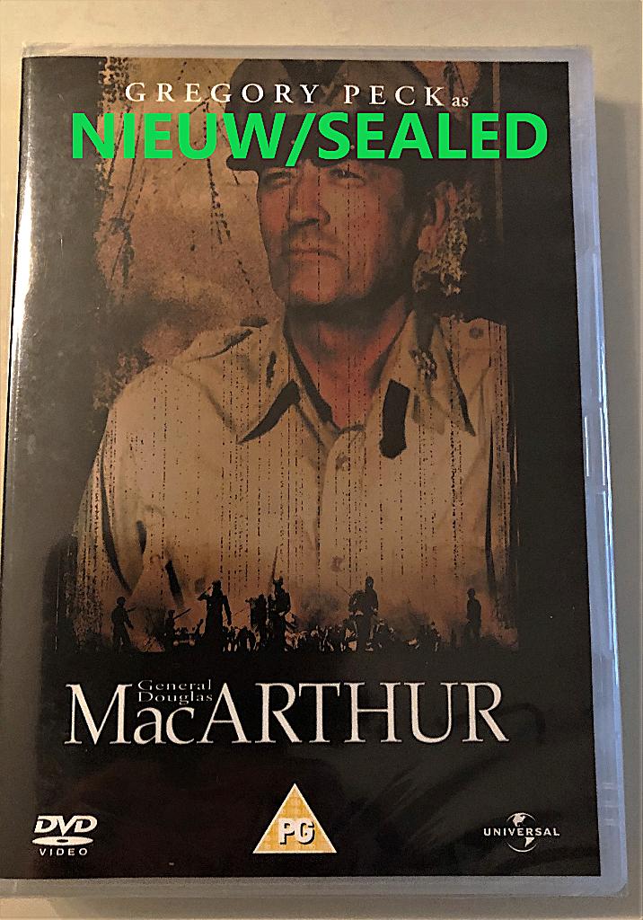 SPLINTERNIEUW IN FOLIE: Macarthur IMPORT geen nl subs, CD & DVD, DVD | Action, Enlèvement ou Envoi, Neuf, dans son emballage, Guerre