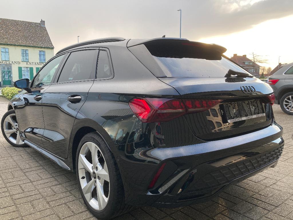 A3 1.5TFSI - S-Line -GPS -Cruise -App -Full LED -Shadow look, Auto's, Audi, Bedrijf, Te koop, A3, ABS, Adaptieve lichten, Airbags