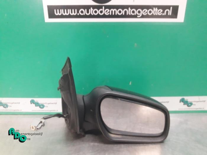 Rétroviseur extérieur droit d'un Ford Focus (Focus 04-), -, 3 mois de garantie, -, -