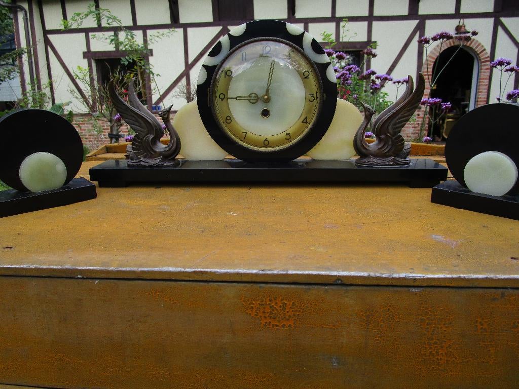 horloge art déco en marbre, Enlèvement