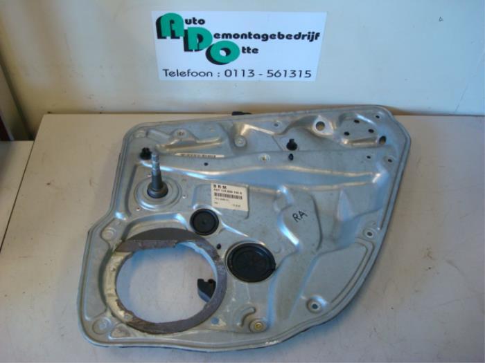 Ruitmechaniek 4Deurs rechts-achter van een Volkswagen Golf (, Gebruikt, -, Volkswagen, -