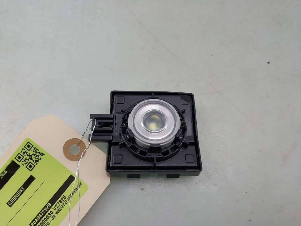 BINNENVERLICHTING ACHTER Audi A6 Avant (C8) (|80A947292B|), Auto-onderdelen, Verlichting, Info@audi.de, Audi, Audi AG, Gebruikt