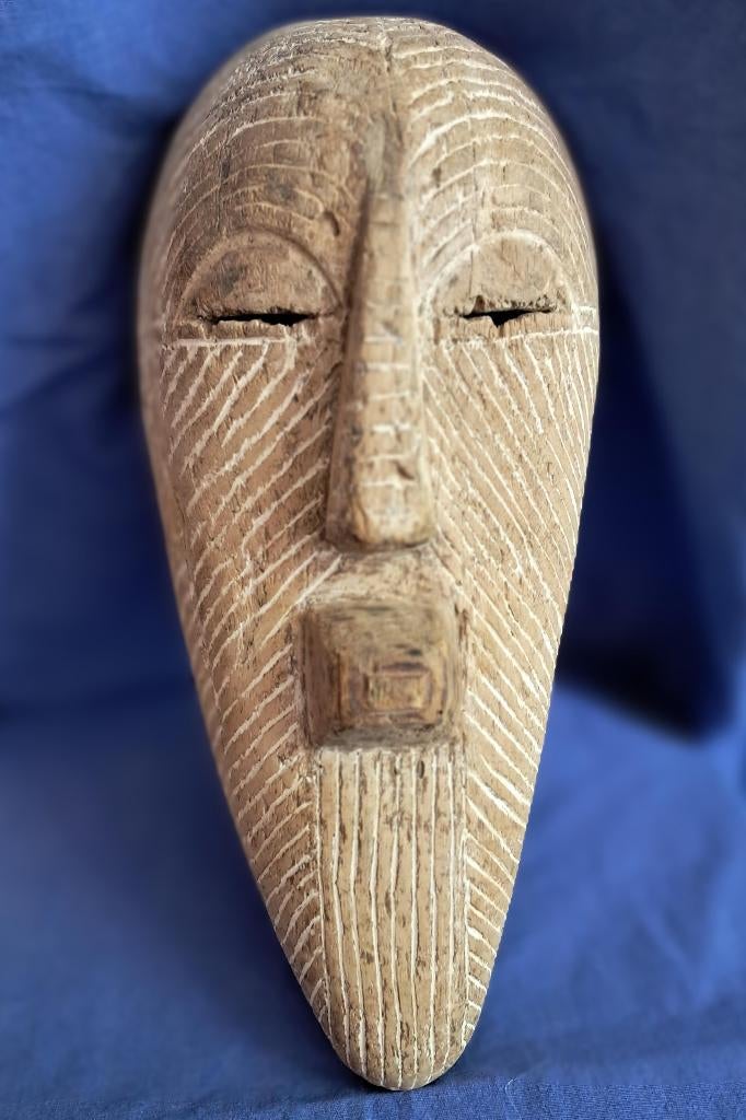 Beau masque africain Kifwebe – 47 cm – Très bon état, Antiquités & Art, Art | Art non-occidental, Enlèvement ou Envoi