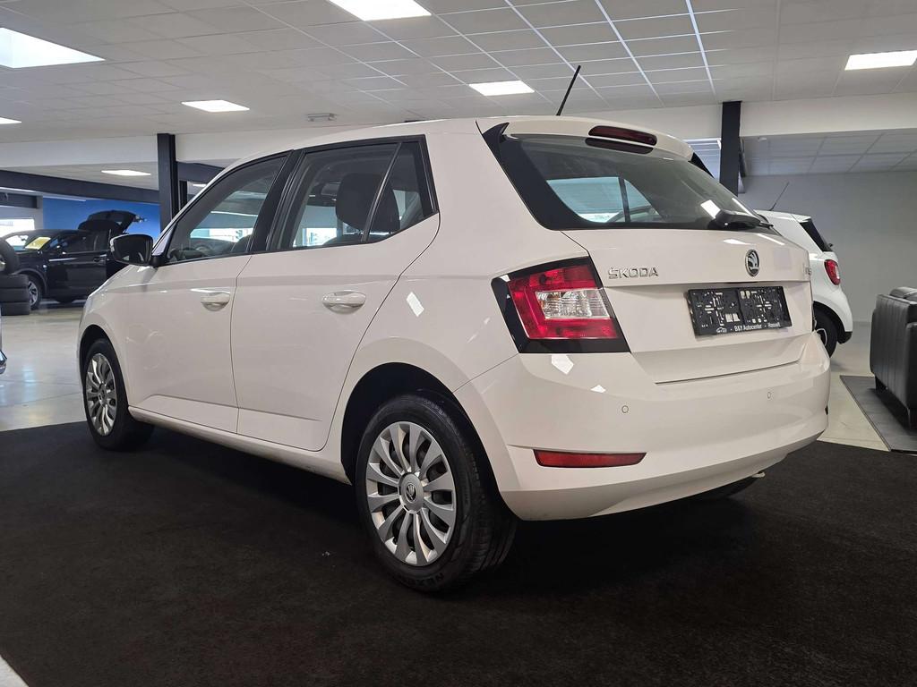 Skoda Fabia 1.0i Ambition - Carplay - Android - Airco, Autos, Achat, Euro 6, Entreprise, Boîte manuelle