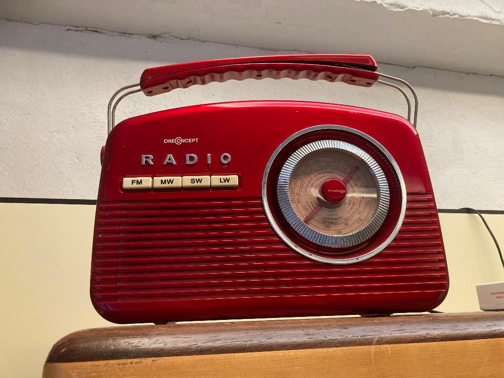 Verlaagd in prijs: Retro Radio, Verzamelen, Retro, Ophalen, Audio en Video