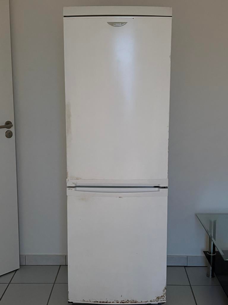 Frigo met diepvries, Elektronische apparatuur, Ophalen, Gebruikt, 75 tot 100 liter, Met aparte vriezer