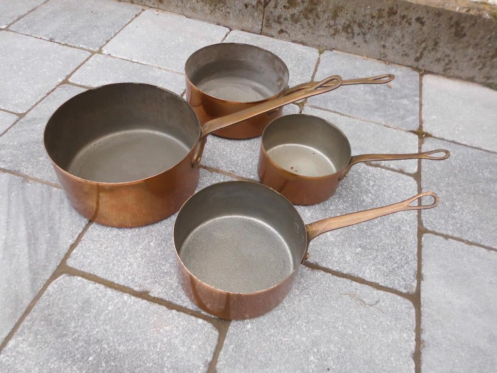 lot de 4 anciennes casseroles en cuivre etame et laiton, Enlèvement ou Envoi