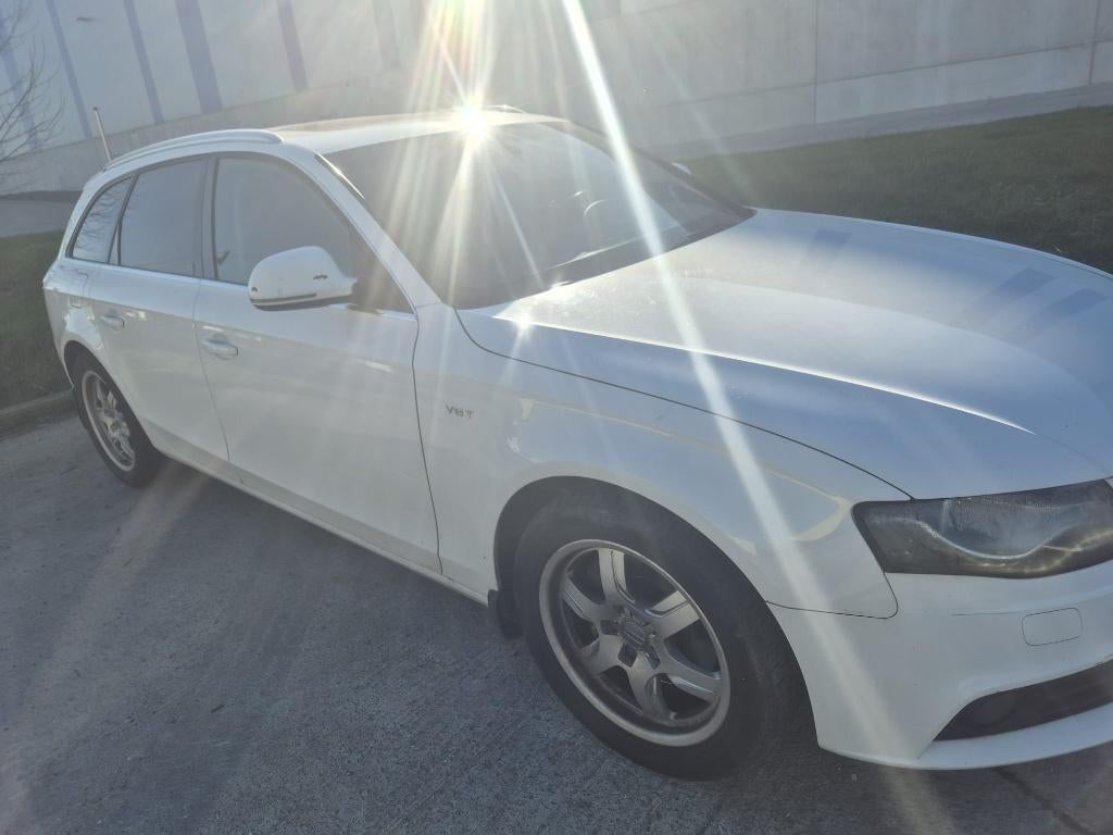 Audi A4 Break 2.7 Diesel Moteur V6 Boîte Automatique, Autos, Audi, Euro 5, Achat, Entreprise, A4