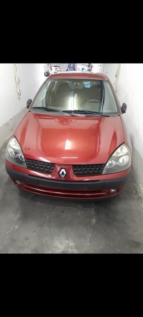 Renault Clio.Benzine euro 4. Tel:0475-512-450., Auto's, Handgeschakeld, Particulier, 2 deurs, Stadsauto