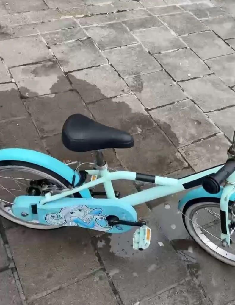 Kinderfiets b-twin 16 inch, Ophalen, Zo goed als nieuw, 16 tot 20 inch, Btwin