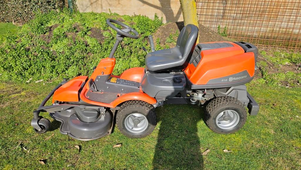 HUSQVARNA R18, HYDROSTAAT, IN ZEER NETTE STAAT, Enlèvement ou Envoi, Utilisé, 90 à 120 cm, Fonction de mulching