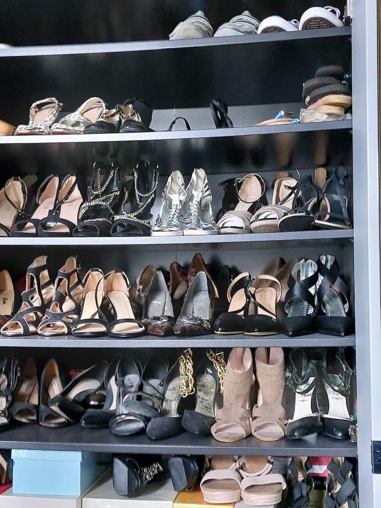 Chaussures pour femme 38 Beaucoup de chaussures y sont nouve, Enlèvement