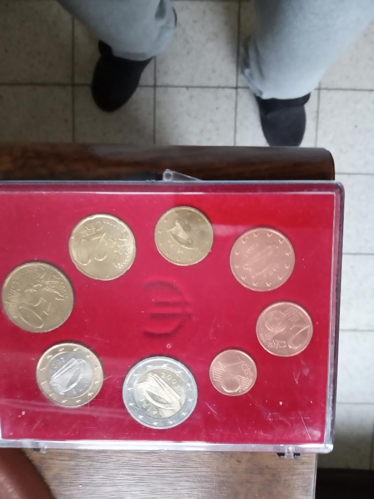 Irlande serie spéciale  fdc 2003 8 monnaies, Timbres & Monnaies, Monnaies | Europe | Monnaies euro, Envoi, Irlande, Autres valeurs