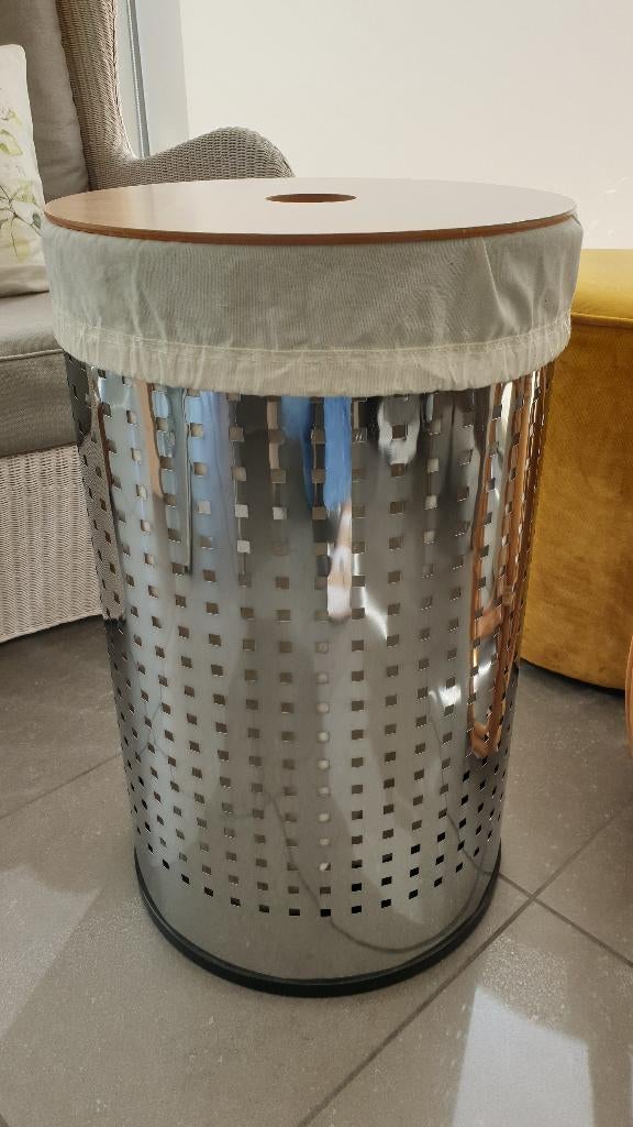 linnenmand - licht metaal, Huis en Inrichting, Badkamer | Badtextiel en Accessoires, Ophalen