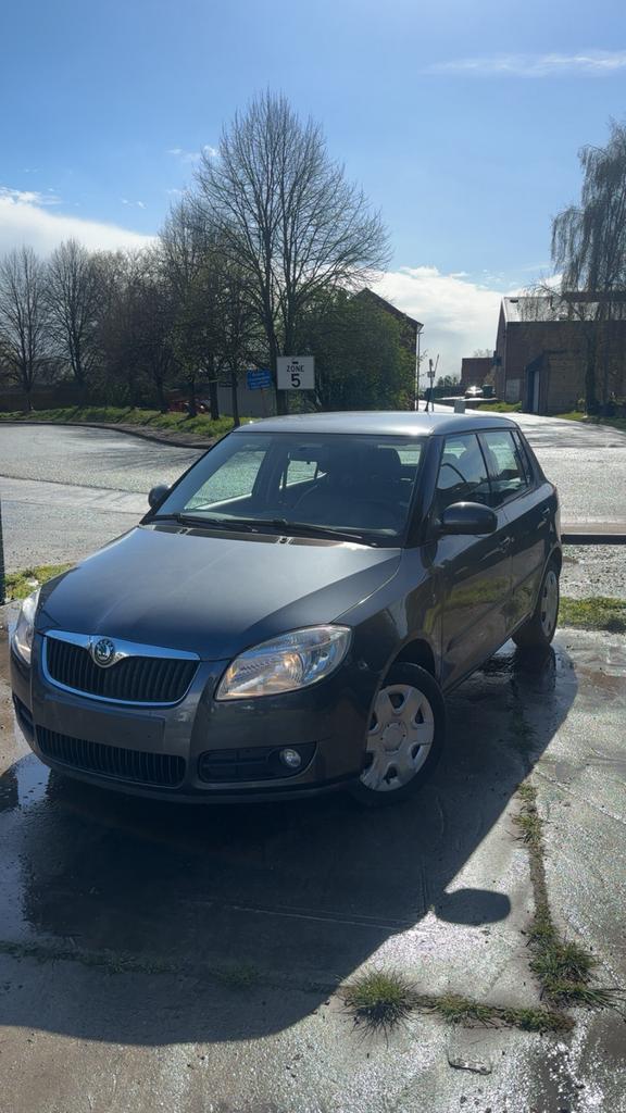 Skoda fabia automatique, Autos, Argent ou Gris, Achat, Entreprise, Noir