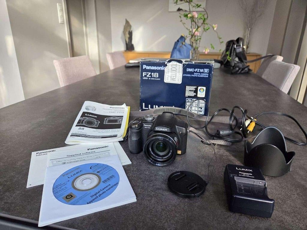 Panasonic Lumix FZ18, Enlèvement ou Envoi, Autres Marques, Compact, Utilisé