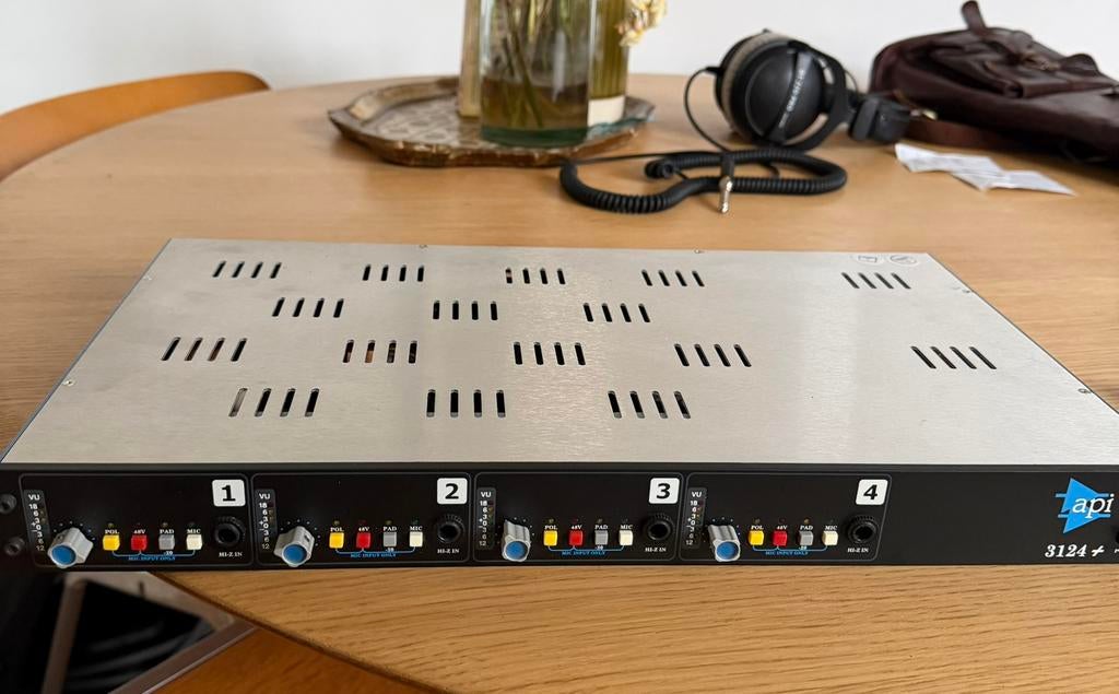 Api 3124+ 4 kanaals preamp is topstaat, Audio, Tv en Foto, Professionele apparaten, Ophalen, Zo goed als nieuw