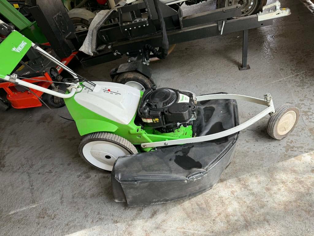 Tondeuse Faucheuse débroussailleuse viking super état !, Jardin & Terrasse, Tondeuses à gazon, Enlèvement, Comme neuf