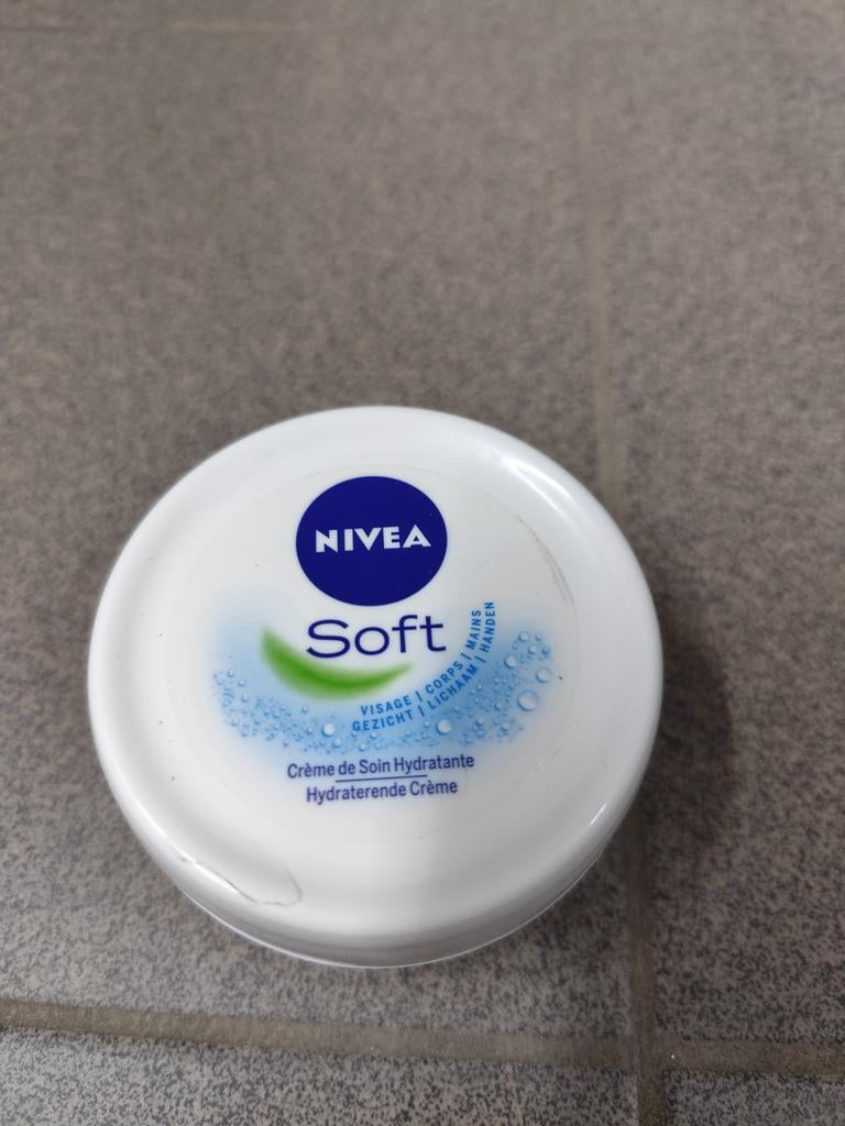 NIVEA soft hydraterende crème, Ophalen