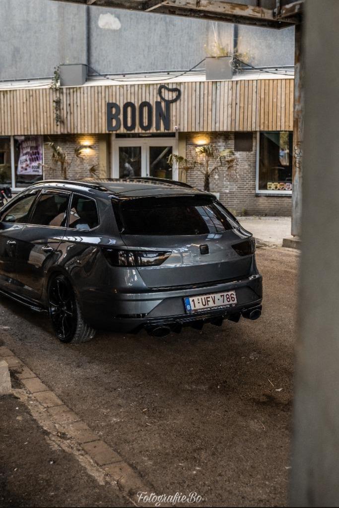 624pk  seat leon cupra st300 (stage 4), Automaat, Parkeersensor, Leon, Break