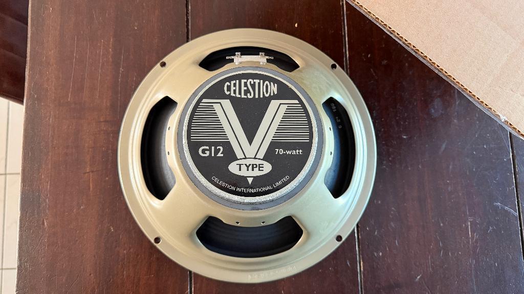 Celestion speakers G12V-70, 8 ohm en 2 x G12 Vintage 16 ohm, Muziek en Instrumenten, Ophalen of Verzenden, Zo goed als nieuw, Gitaar