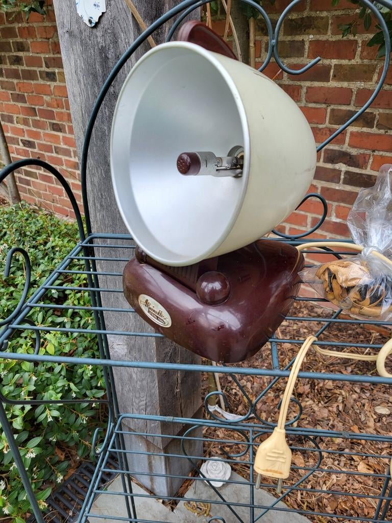 Belle lampe design vintage Altitude Sun/Alpinette, Antiquités & Art, Enlèvement ou Envoi