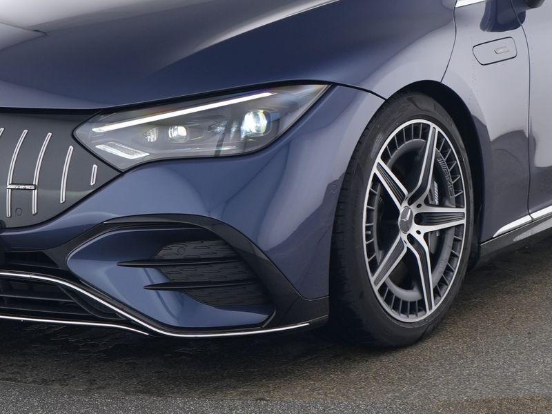 Mercedes-Benz AMG EQE-Klasse 43 Berline 4MATIC | Trekhaak |, Auto's, Mercedes-Benz, Automaat, 4 deurs, Stof, Gebruikt
