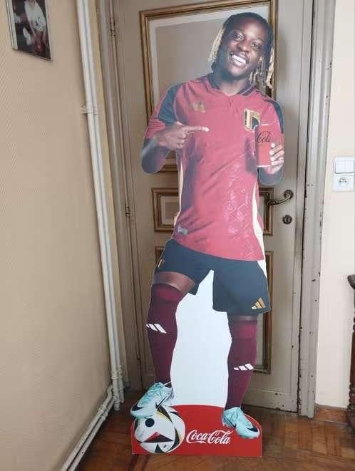 Reclame voor Coca-Cola van Jeremy Doku, Verzamelen, Ophalen, Zo goed als nieuw, Overige typen